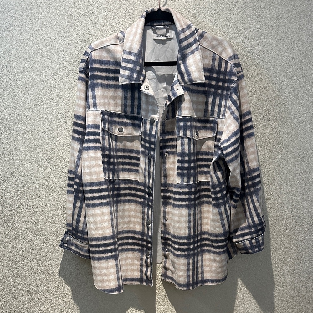 Workshop Republic Clothing Plaid Button-Down Flannel Jacket in Beige and Navy XL